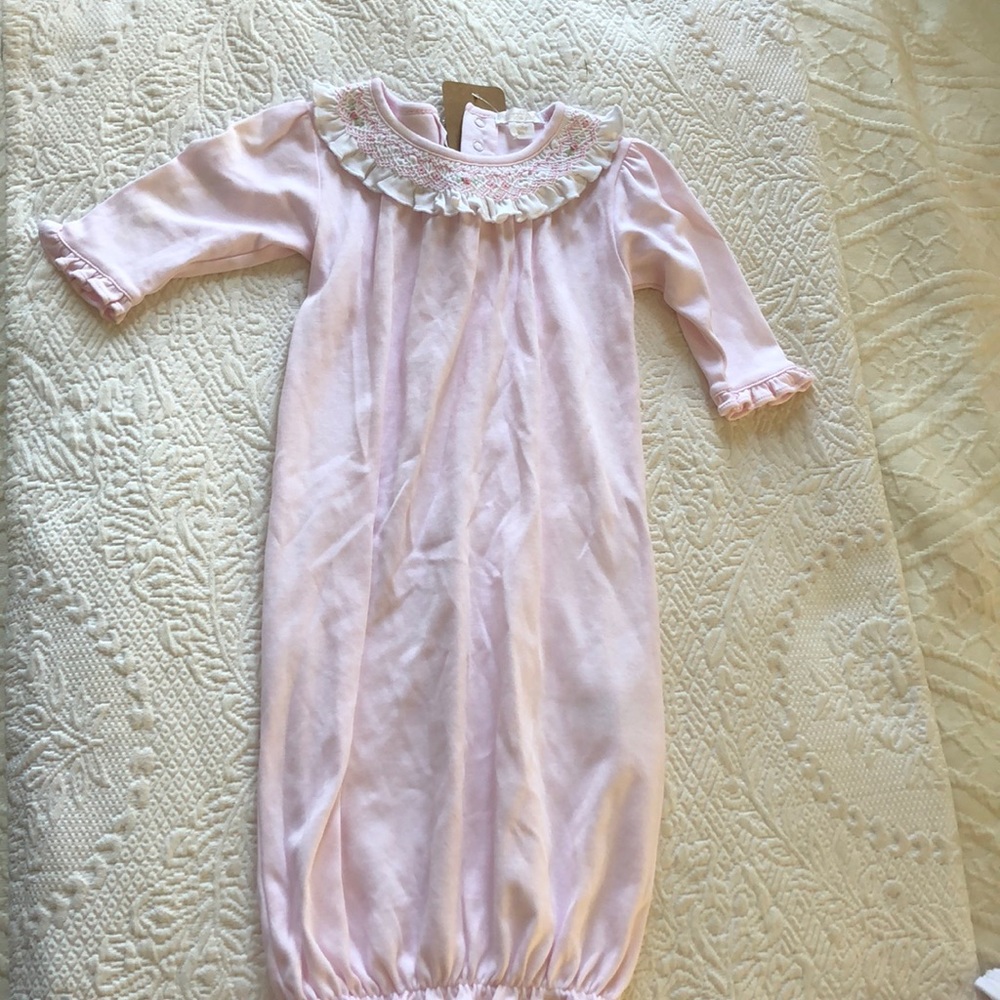 Kissy kissy infant gown (Small, 0-3 months) EUC